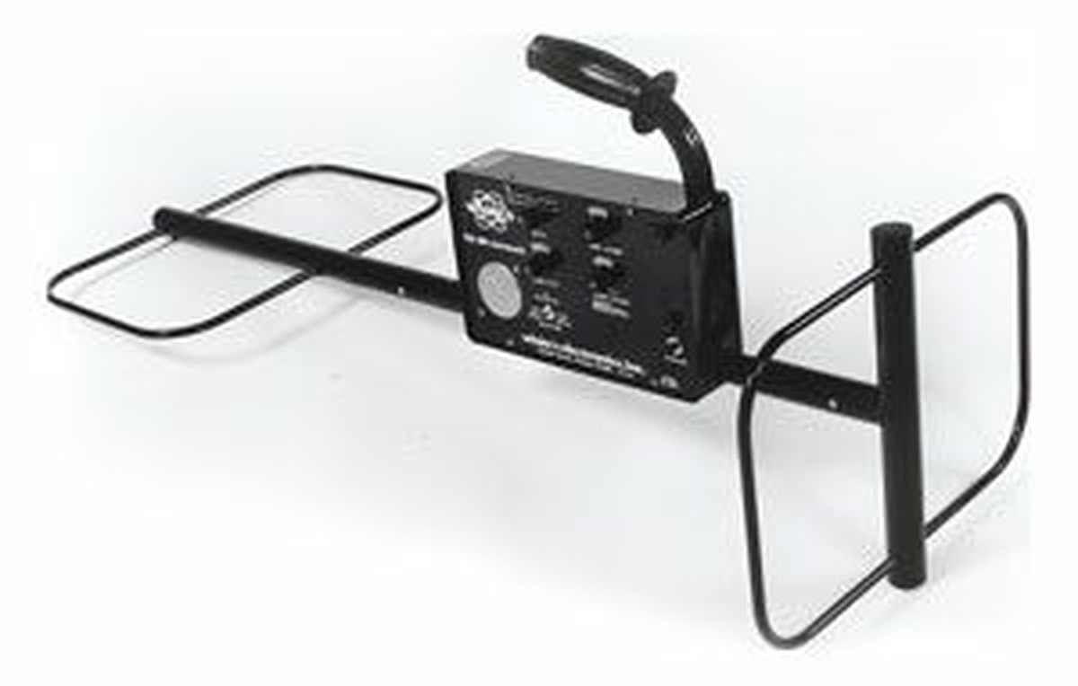 Detektor kovů TM 808